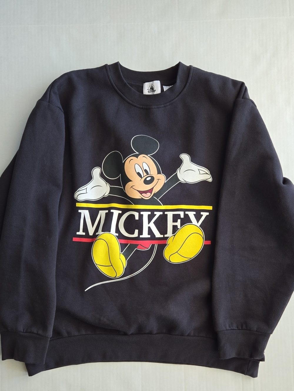 Disney Black Crewneck Sweatshirt with Vintage-Style Mickey Print Graphic Size L